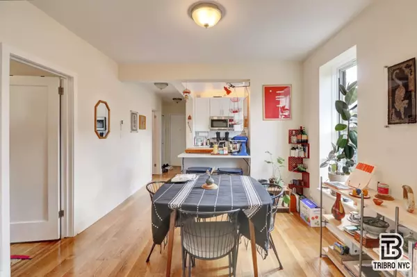 Queens, NY 11385,955 Seneca Avenue #3D