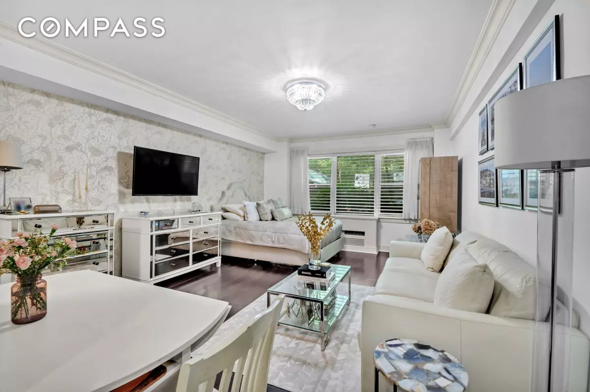 Manhattan, NY 10017,310 E 49th Street #1E