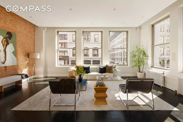 142 5th Avenue #2, Manhattan, NY 10011