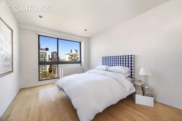 Manhattan, NY 10002,38 Delancey Street #12C