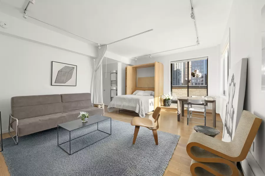 310 W 56TH Street #PHE, Manhattan, NY 10019