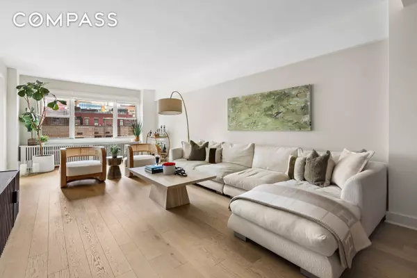 Manhattan, NY 10003,40 E 9th Street #7L