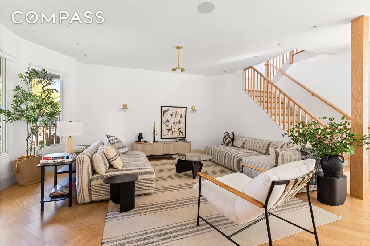 Brooklyn, NY 11218,453 Stratford Road