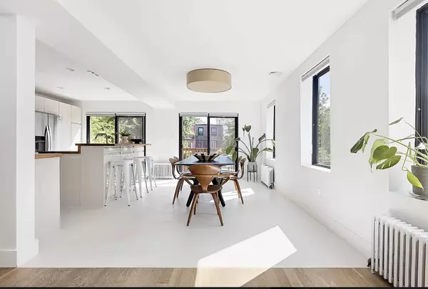 104 KING Street, Brooklyn, NY 11231