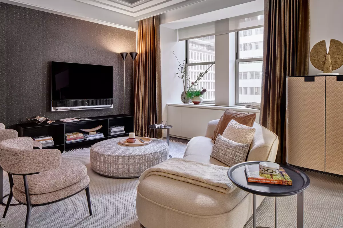 Manhattan, NY 10022,303 PARK Avenue #3205