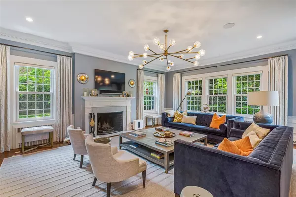 Queens, NY 11375,165 Slocum Crescent