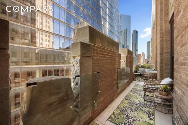 Manhattan, NY 10007,100 Barclay Street #16G