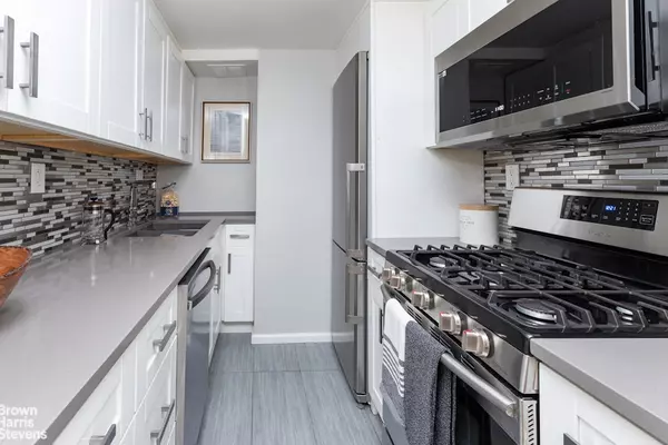 Manhattan, NY 10021,363 E 76TH Street #14A