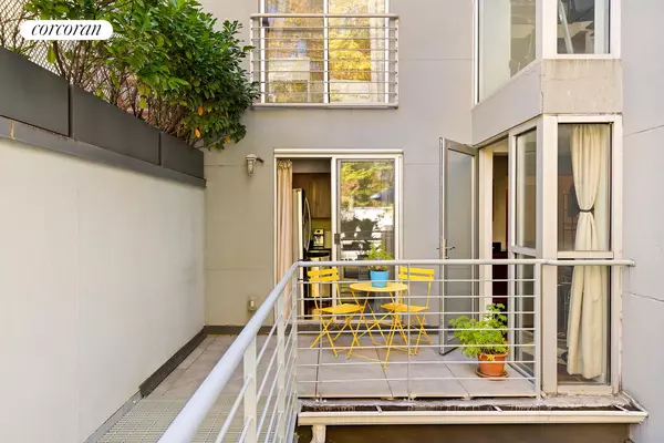 Brooklyn, NY 11201,335 WARREN Street #102