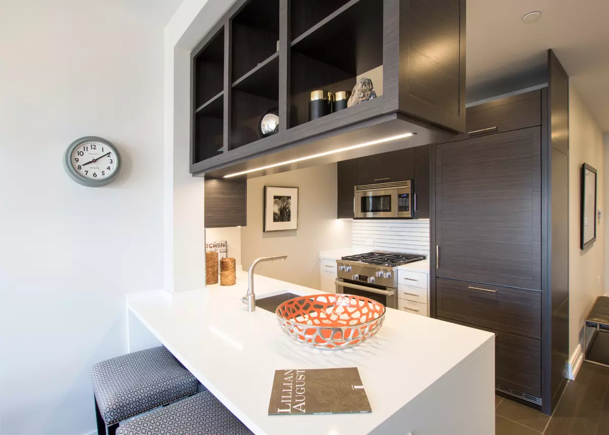 Manhattan, NY 10018,555 10th Avenue #50K