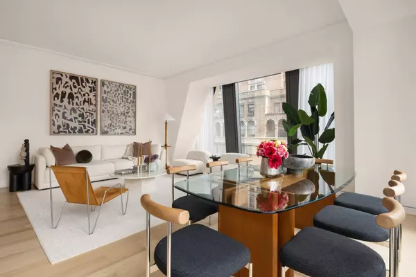 Manhattan, NY 10019,53 W 53RD Street #25A