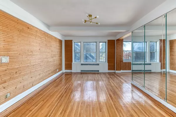 Brooklyn, NY 11207,224 Highland Boulevard #204