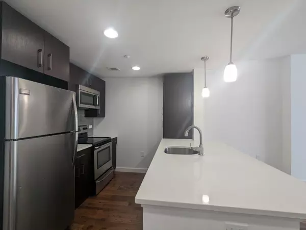 Manhattan, NY 10001,260 W 26th Street #6-M