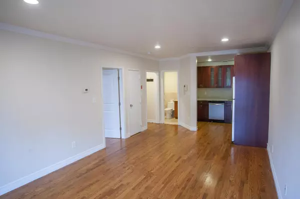 Brooklyn, NY 11215,712 6th Avenue #2-R