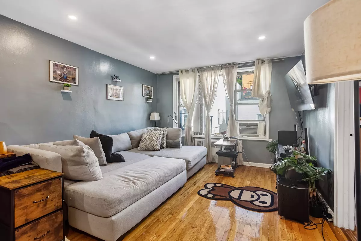 Bronx, NY 10463,2860 Bailey Avenue #3D