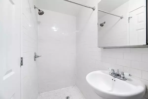 Manhattan, NY 10014,316 W 14th Street #12B