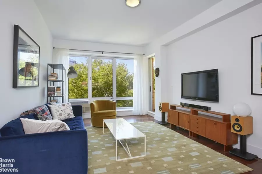355 STRATFORD Road #3C, Brooklyn, NY 11218
