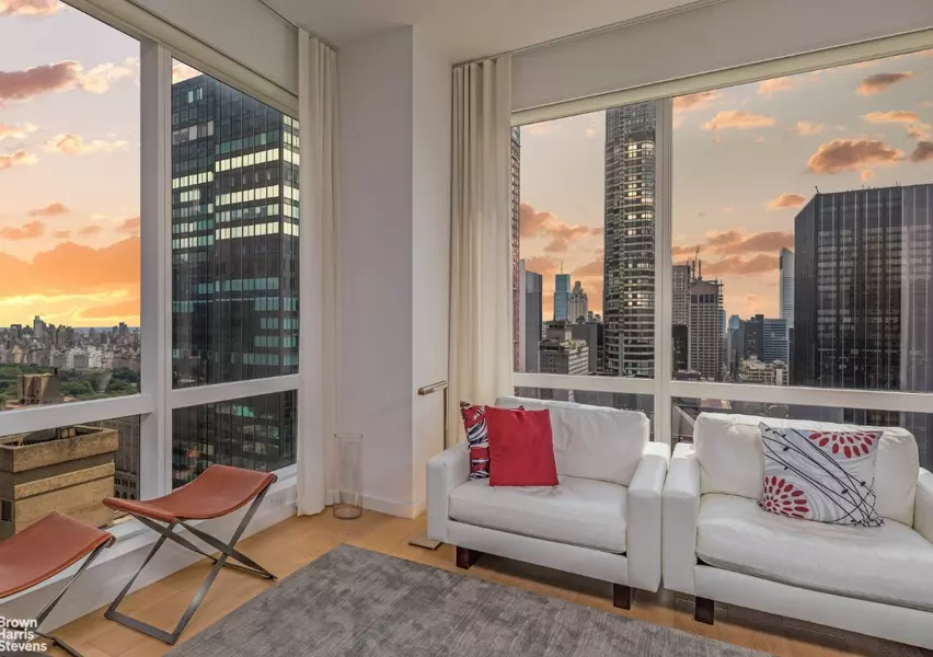 230 W 56TH Street #52C, Manhattan, NY 10019