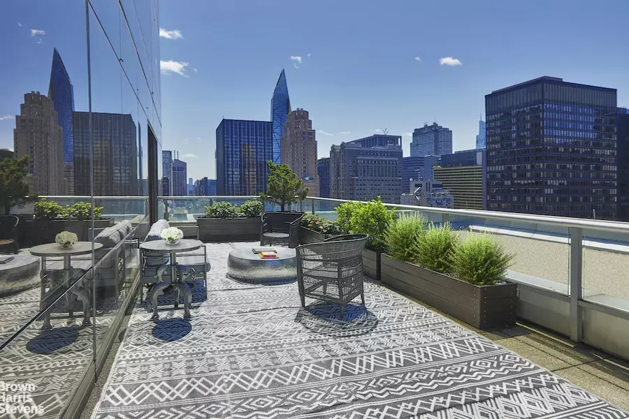 230 W 56TH Street #48C, Manhattan, NY 10019