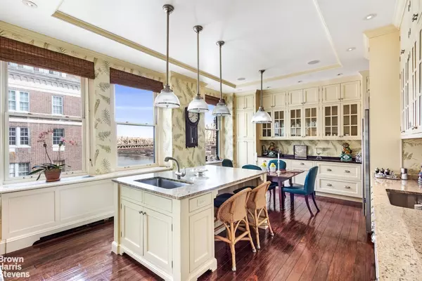 Manhattan, NY 10022,1 SUTTON Place S #11A