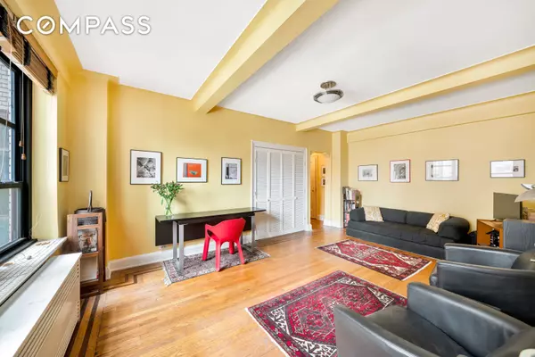 235 E 22nd Street #10M, Manhattan, NY 10010