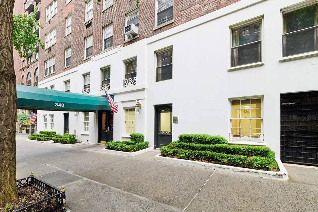 340 E 72nd Street #1W, Manhattan, NY 10021