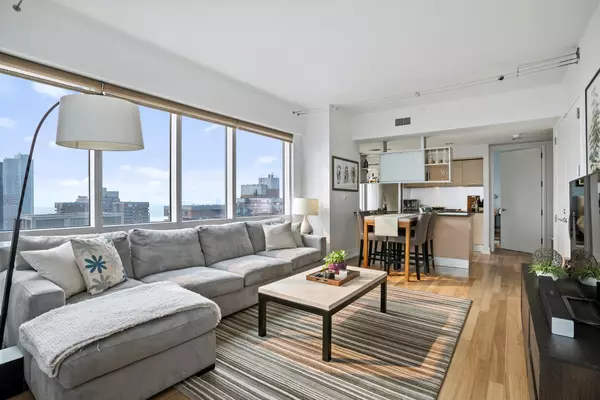 350 W 42ND Street #41H, Manhattan, NY 10036