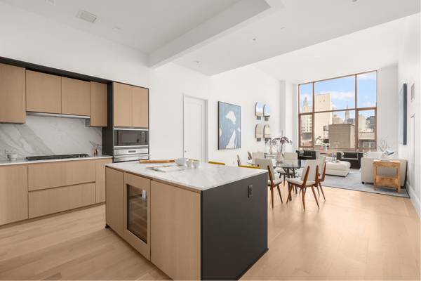 215 E 19TH Street #2C, Manhattan, NY 10003