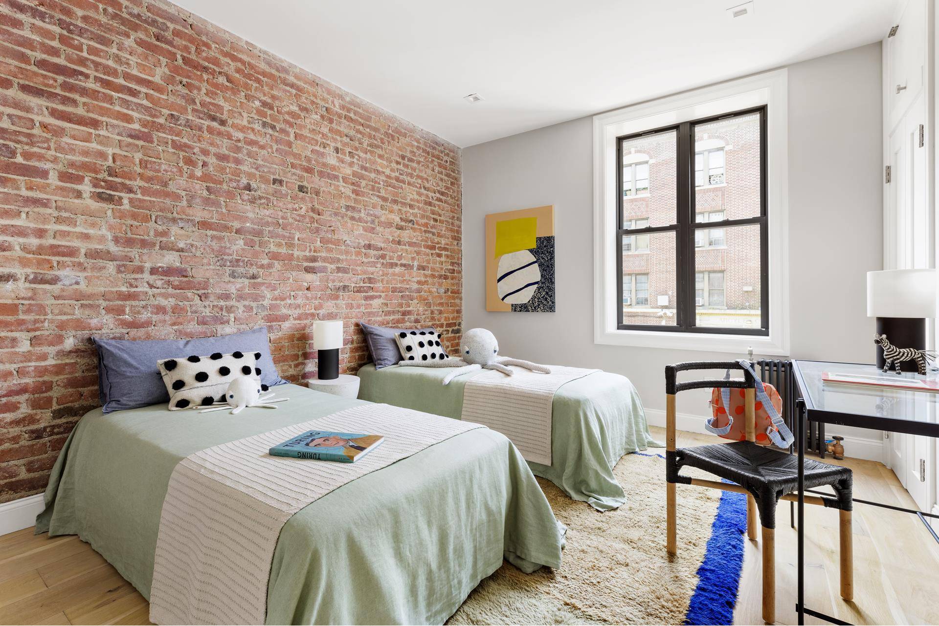 39 ARGYLE Road #2A, Brooklyn, NY 11218