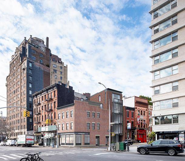 21 Greenwich Avenue, Manhattan, NY 10014