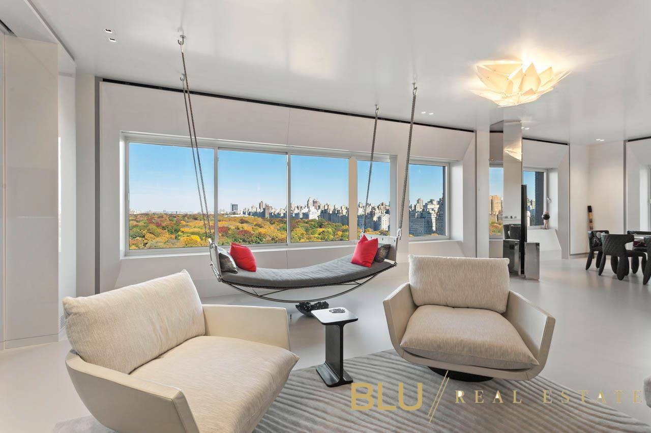 Manhattan, NY 10019,106 Central Park S #21-AE