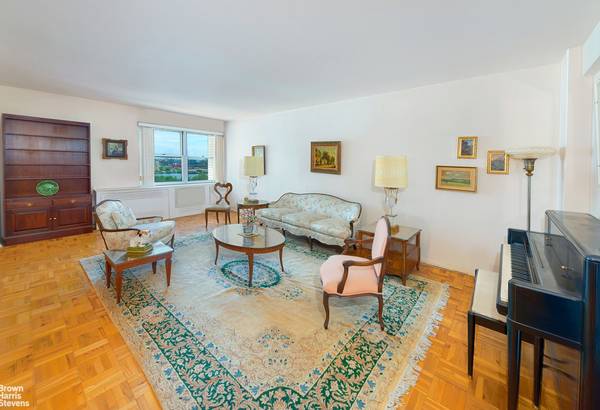45 SUTTON Place S #14G, Manhattan, NY 10022