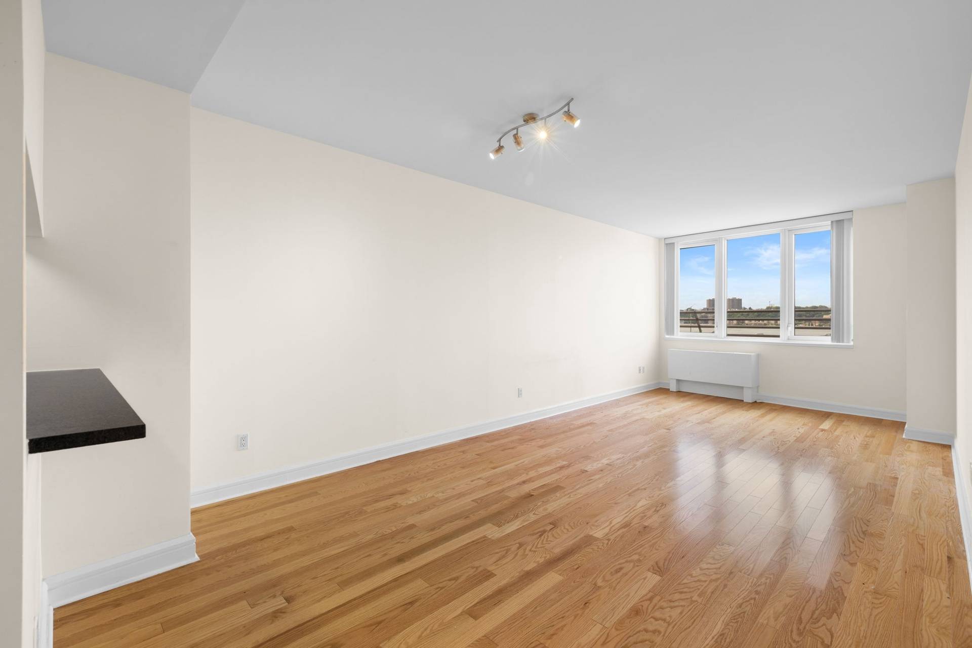 Manhattan, NY 10069,120 Riverside Boulevard #5-H