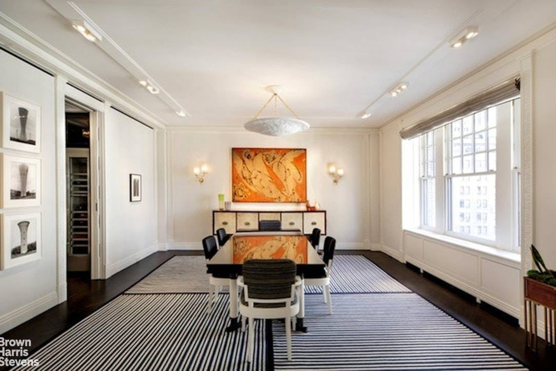 Manhattan, NY 10065,525 PARK Avenue #11AB