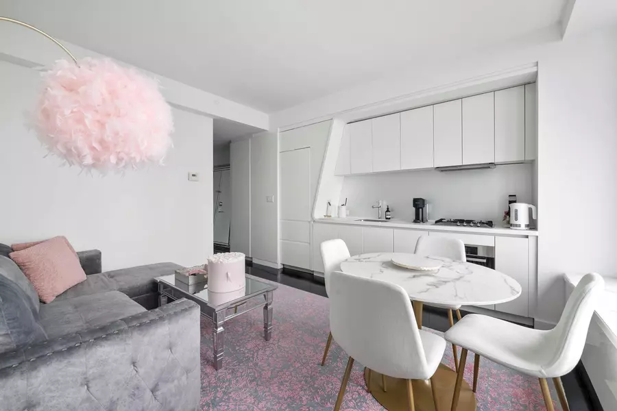 123 WASHINGTON Street #41H, Manhattan, NY 10006