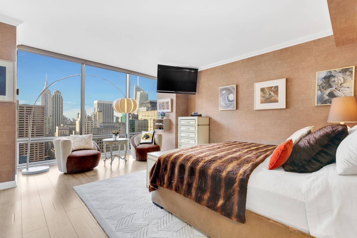 Manhattan, NY 10022,641 5TH Avenue #30F