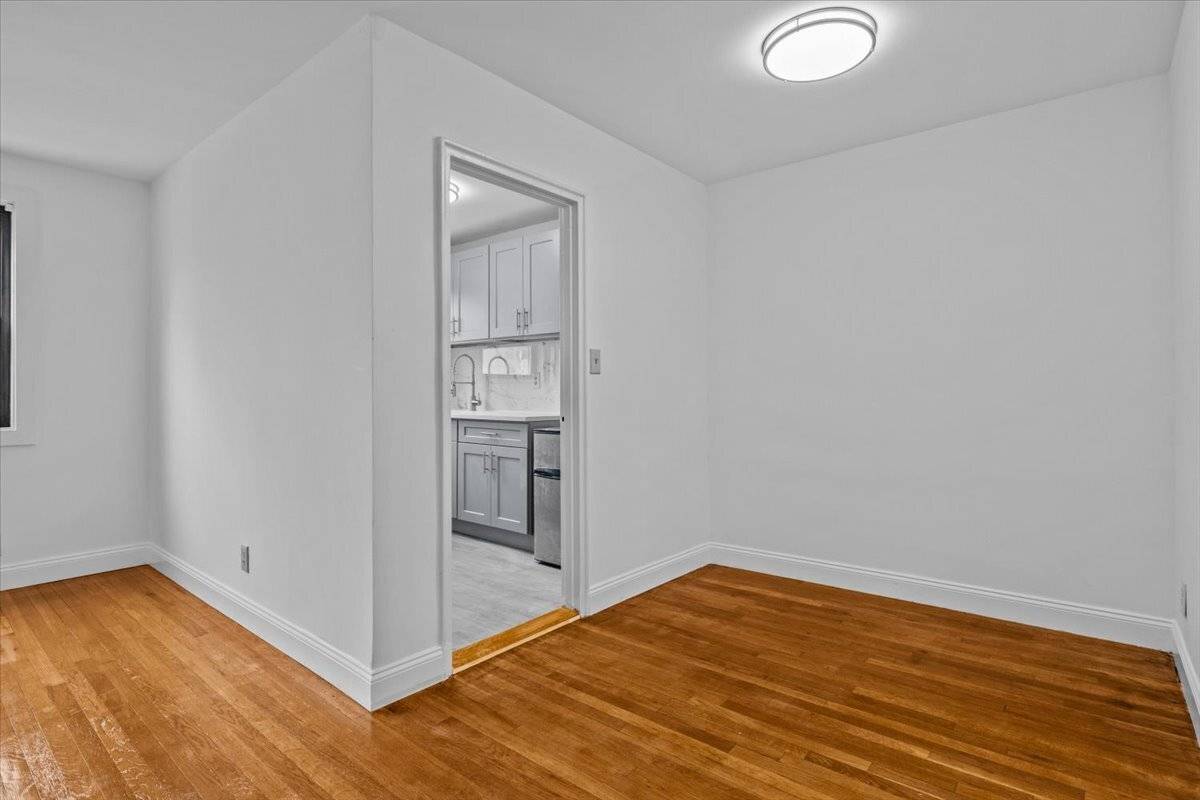 Queens, NY 11367,67-47 136TH Street #A