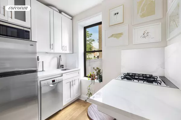 Manhattan, NY 10014,227 W 11TH Street #43
