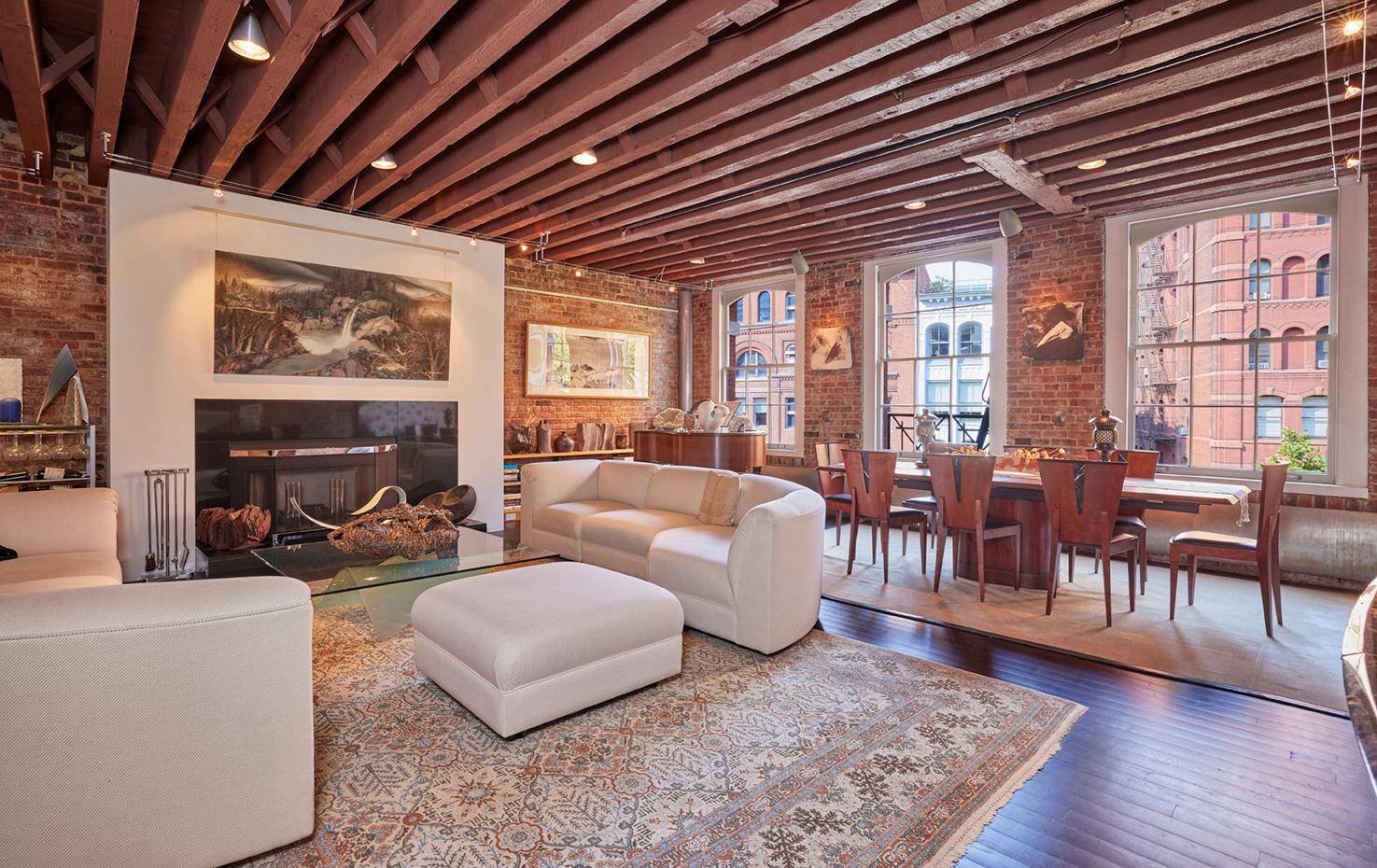 Manhattan, NY 10013,176 DUANE Street #4