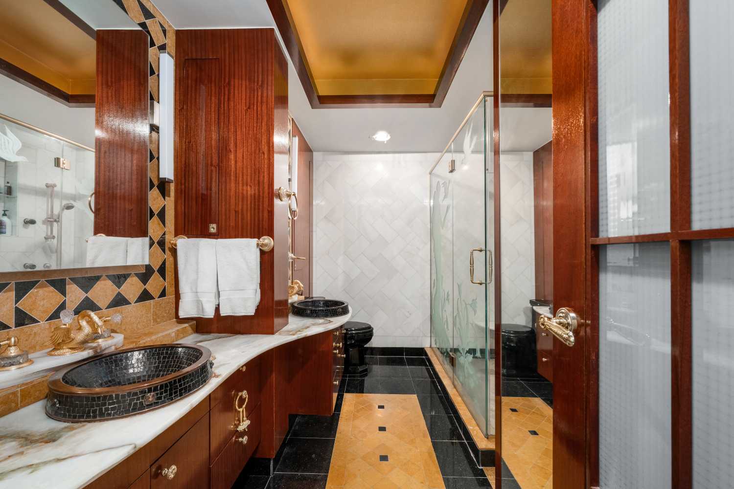 Manhattan, NY 10019,146 W 57TH Street #60C