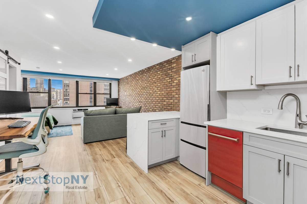 235 E 57TH Street #17A, Manhattan, NY 10022