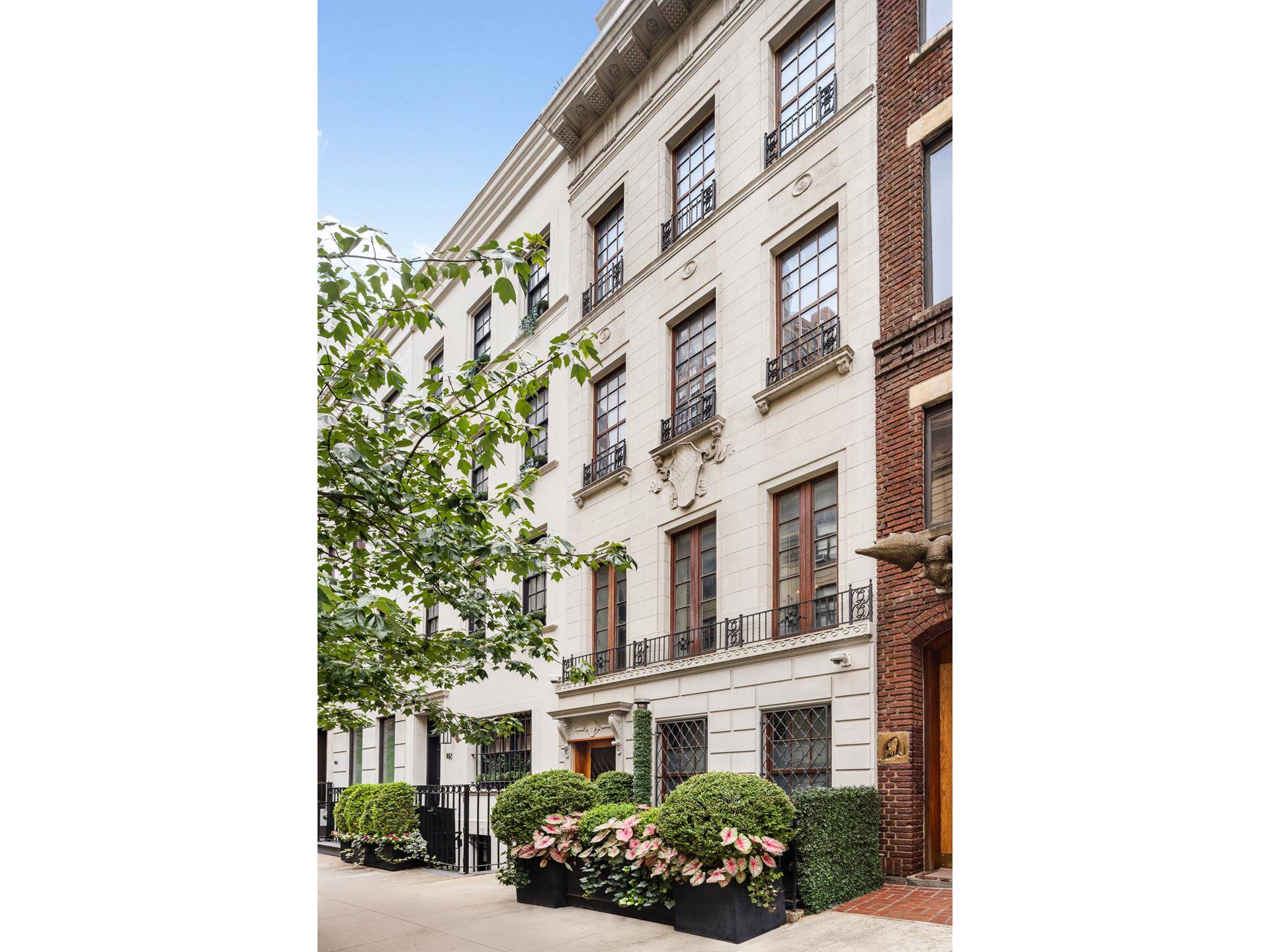 Manhattan, NY 10021,180 E 75TH Street