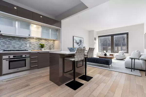 Manhattan, NY 10005,75 WALL Street #26A