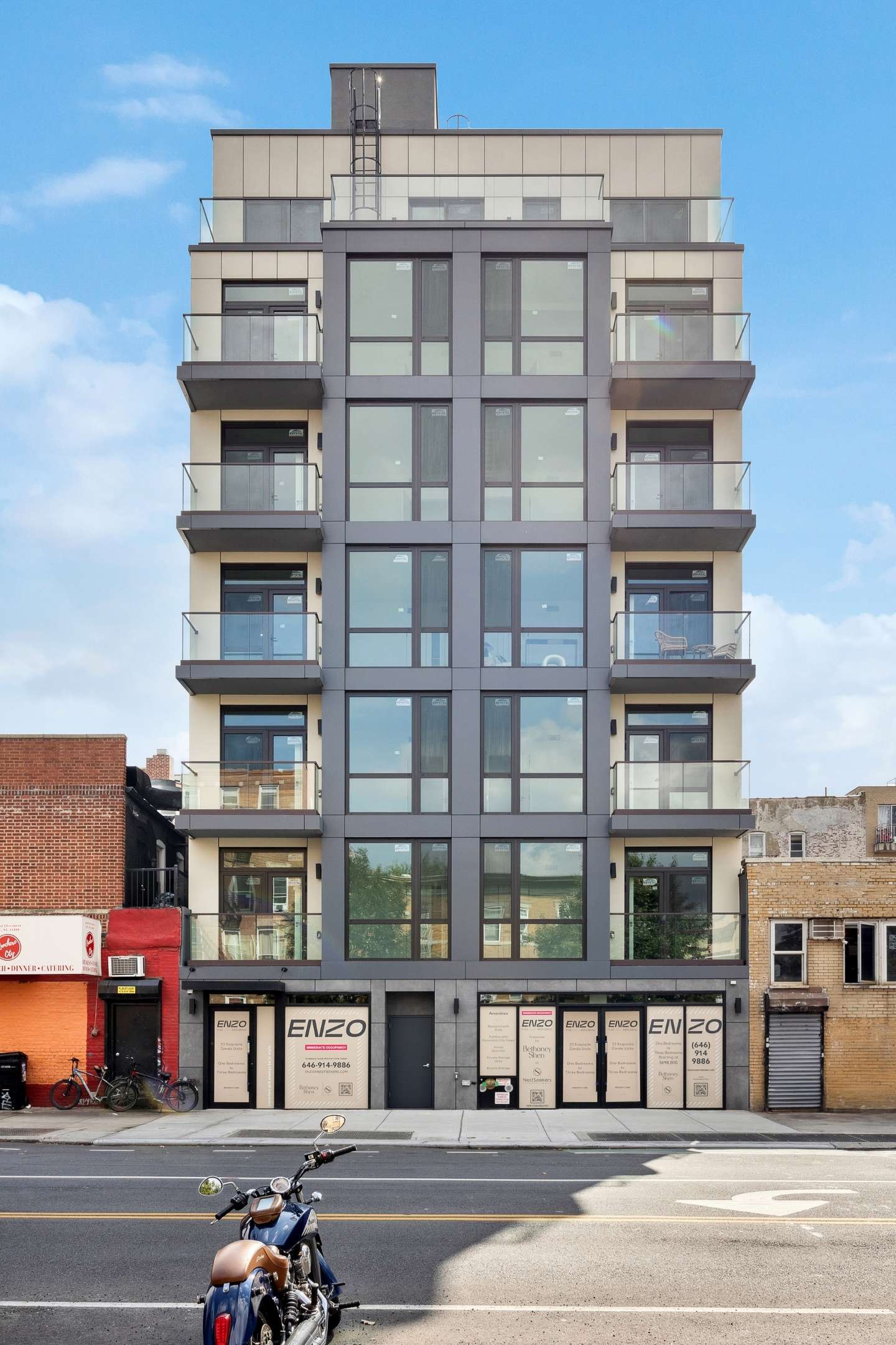 Queens, NY 11101,11-52 44th Drive #4-C