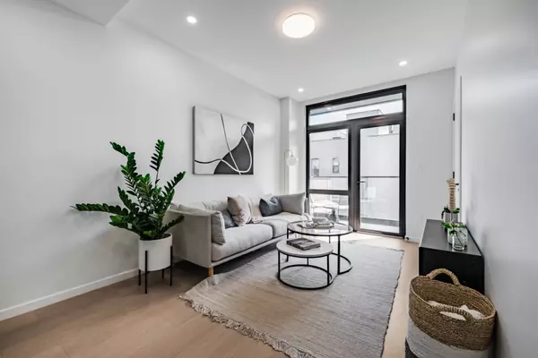 Queens, NY 11101,11-52 44th Drive #6-D