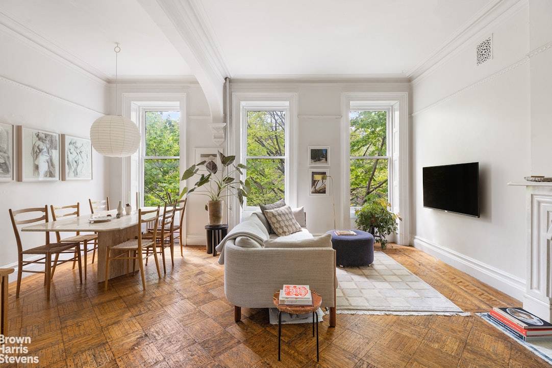 245 WASHINGTON Avenue, Brooklyn, NY 11205