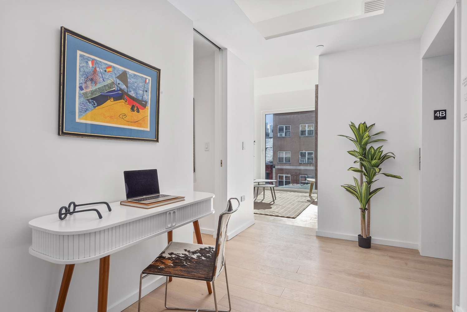 Manhattan, NY 10002,330 GRAND Street #2B
