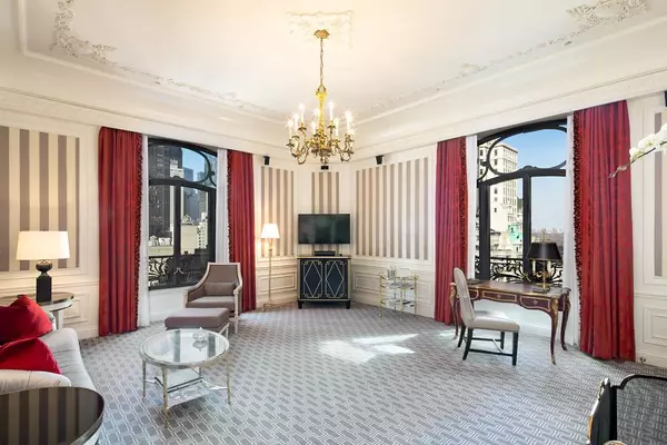 Manhattan, NY 10022,2 E 55TH Street #803/05