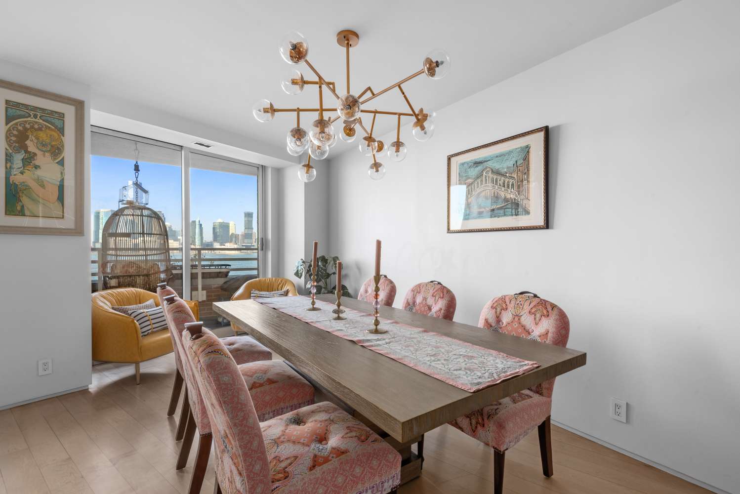 Manhattan, NY 10280,21 S END Avenue #321/421