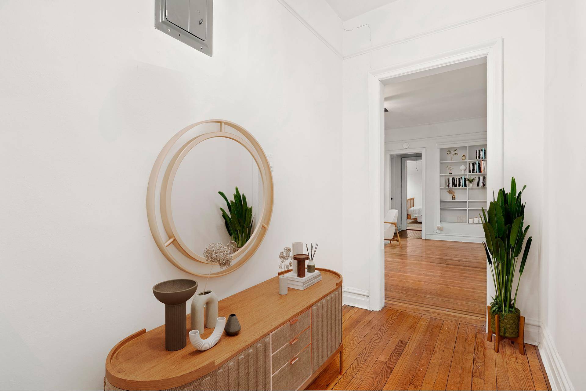 83-10 35TH Avenue #2V, Queens, NY 11372